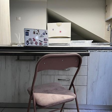 אתונה Budget Private Room In The Center מראה חיצוני תמונה